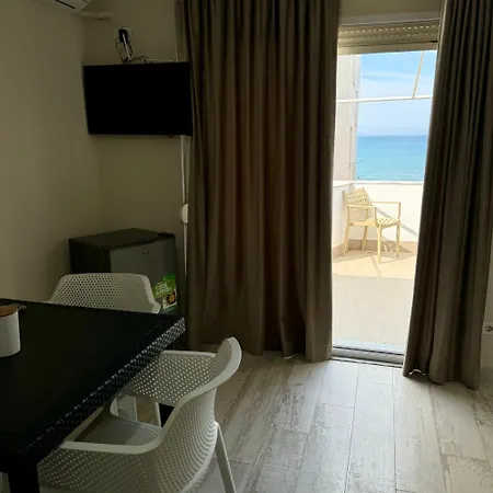 Apartment Daily Seaview Terrace B17